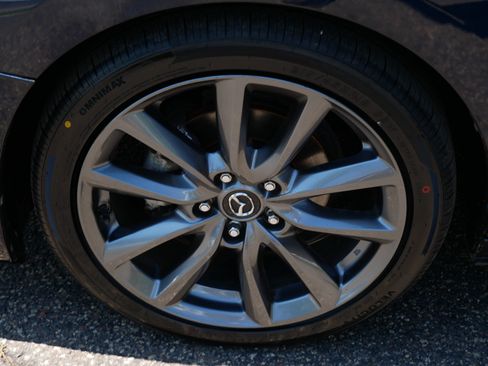 Used 2019 MAZDA MAZDA3 Hatchback FWD image 15