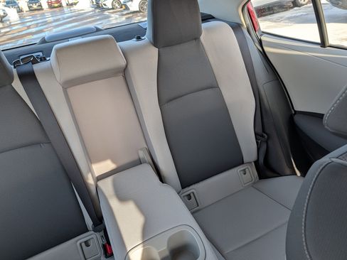 Used 2022 Toyota Corolla LE image 14