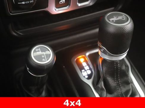 Used 2019 Jeep Wrangler Sport w/ Quick Order Package 24S AWD/4WD image 23