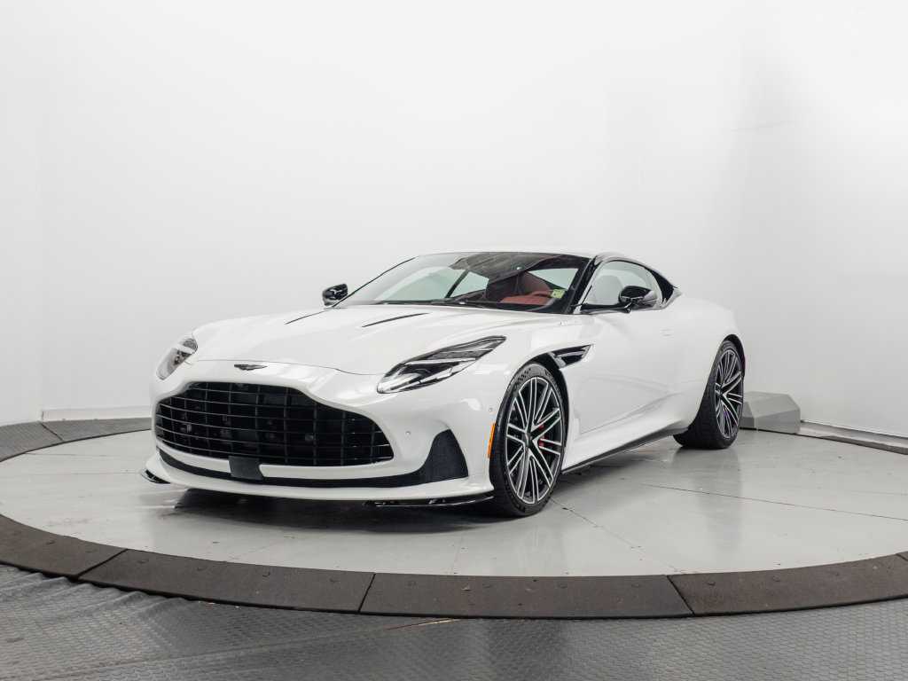 Used 2025 Aston Martin DB12 Coupe RWD image 3