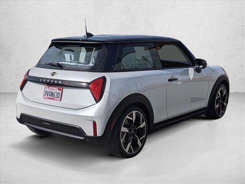 Certified 2025 MINI Cooper S FWD image 5