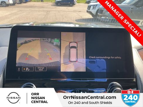 Used 2024 Nissan Armada SL w/ Captain's Chairs Package image 26