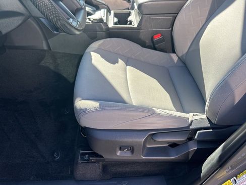 Used 2024 Toyota Tacoma SR5 image 7