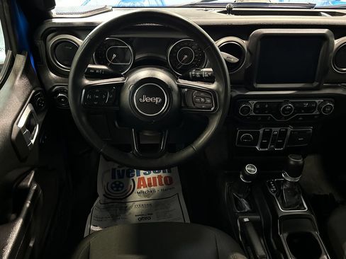 Used 2023 Jeep Wrangler Unlimited Sport AWD/4WD image 34