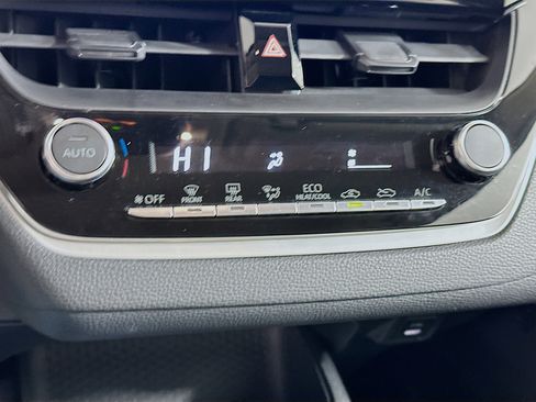 Used 2024 Toyota Corolla LE image 24