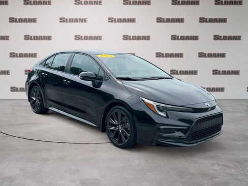 Used 2023 Toyota Corolla SE w/ Carpet Mat Package (TMS) FWD image 7