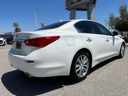 Used 2015 INFINITI Q50 w/ Moonroof Package RWD image 5