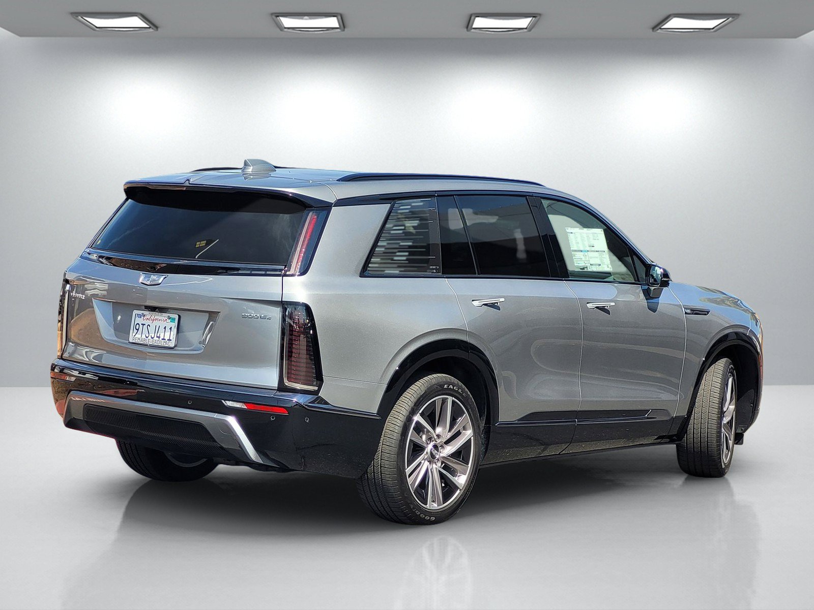 Used 2026 Cadillac Vistiq Sport AWD/4WD image 4