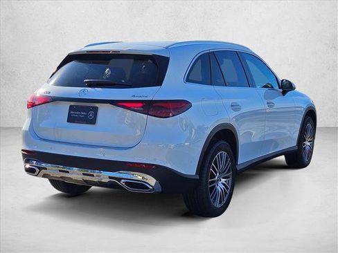 Certified 2026 Mercedes-Benz GLC 300 4MATIC image 2