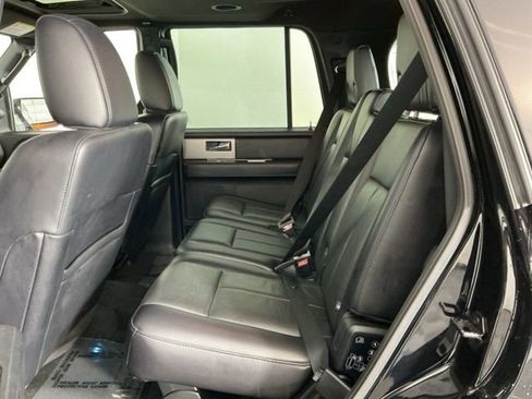 Used 2017 Ford Expedition Limited w/ Equipment Group 301A AWD/4WD image 30