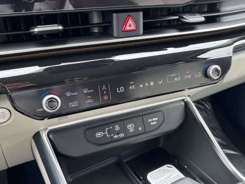 New 2026 Kia Carnival SX Prestige FWD image 27