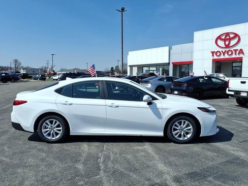 Certified 2025 Toyota Camry LE image 2