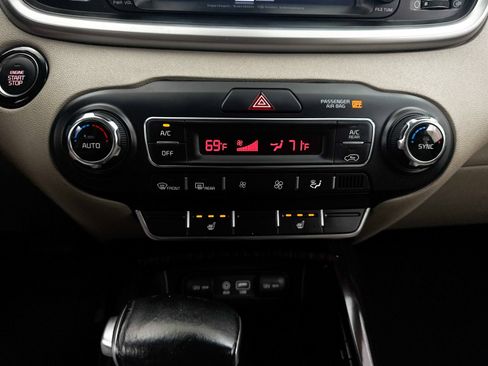 Used 2019 Kia Sorento EX w/ EX Premium Package FWD image 27