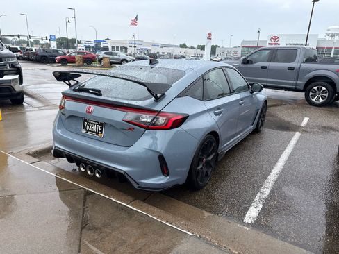 Used 2026 Honda Civic Type R image 6