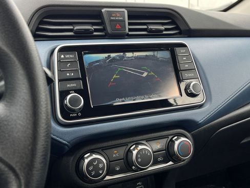 Used 2025 Nissan Versa SV image 24