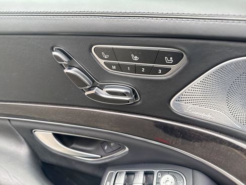Used 2019 Mercedes-Benz S 560 4MATIC Sedan image 14