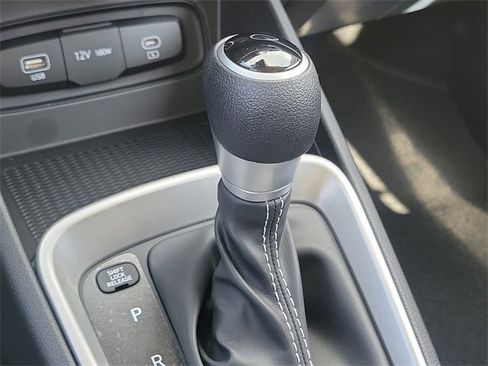 New 2026 Hyundai Venue SE image 14