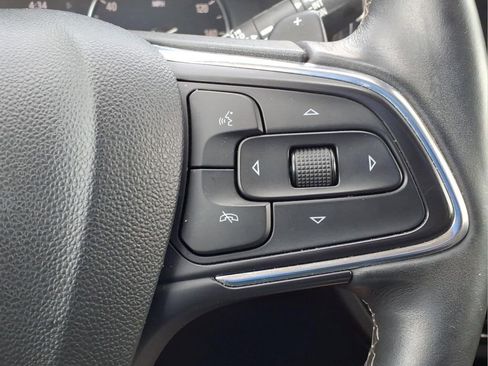 Used 2022 Buick Envision Preferred FWD image 27