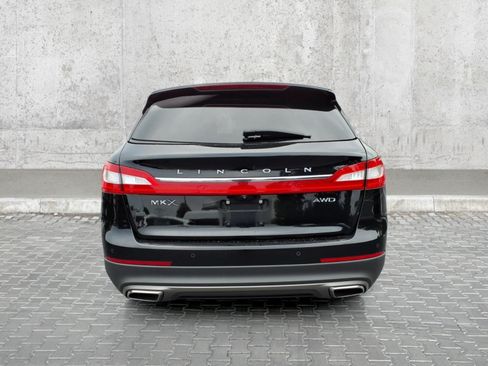 Used 2017 Lincoln MKX Select w/ Select Plus Package AWD/4WD image 10