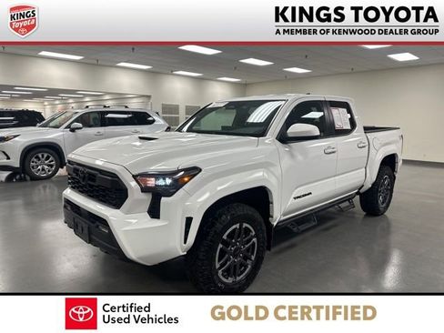 Used 2024 Toyota Tacoma TRD Sport image 4