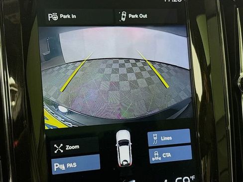 Used 2019 Volvo XC60 T6 R-Design image 15