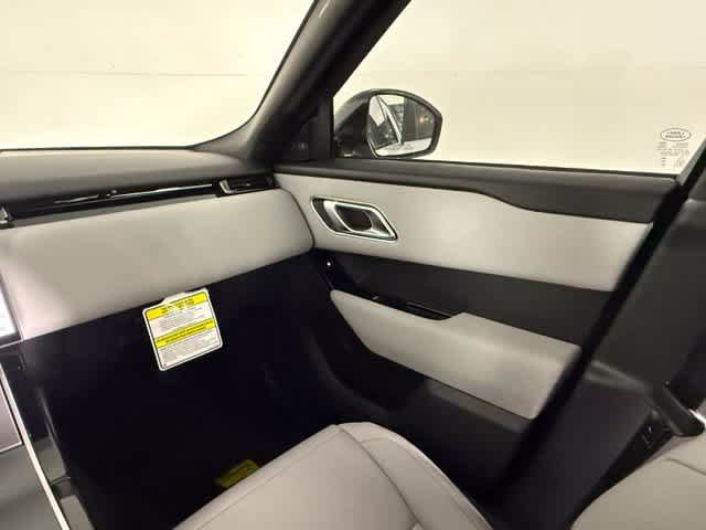 New 2026 Land Rover Range Rover Velar S AWD/4WD image 18