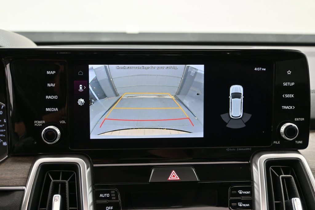 Used 2023 Kia Sorento EX w/ Panoramic Sunroof Package FWD image 16