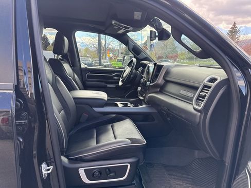 Used 2020 RAM 1500 Laramie w/ Sport Appearance Package AWD/4WD image 13