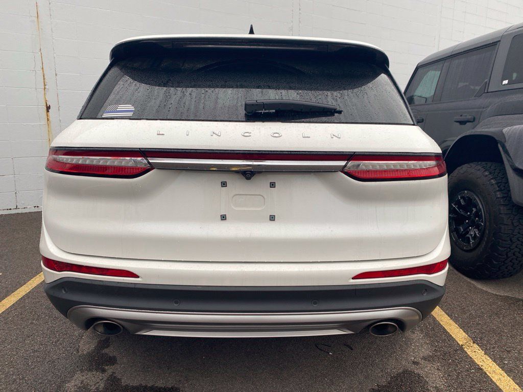 Used 2022 Lincoln Corsair AWD w/ Premium Package image 13