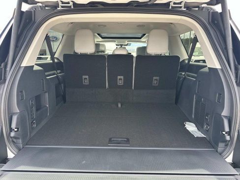 New 2026 Ford Expedition Max Active RWD image 18