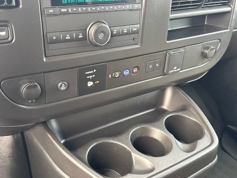 Used 2025 Chevrolet Express 3500 LT w/ LT Preferred Equipment Group RWD image 31