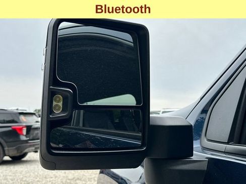 Certified 2022 Chevrolet Silverado 2500 Custom w/ Custom Value Package AWD/4WD image 9
