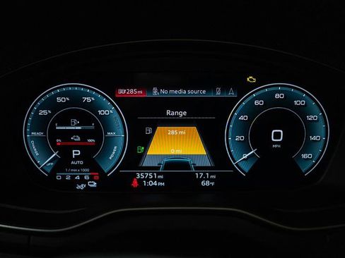 Used 2022 Audi Q5 e Prestige w/ Prestige Package AWD/4WD image 18