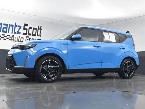 Used 2023 Kia Soul EX FWD image 18
