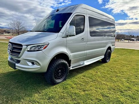 Used 2023 Mercedes-Benz Sprinter 2500 image 1