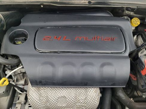 Used 2021 Jeep Renegade Sport FWD image 30