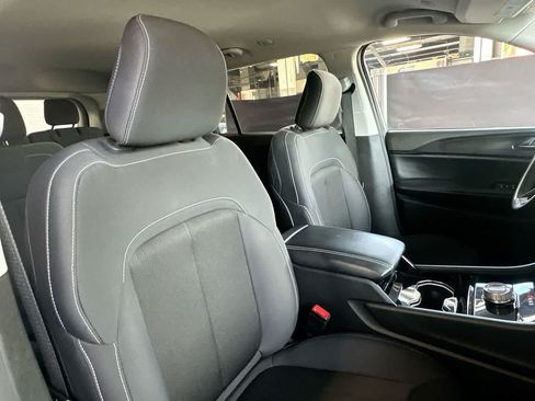 Used 2023 Jeep Grand Cherokee L Laredo AWD/4WD image 27