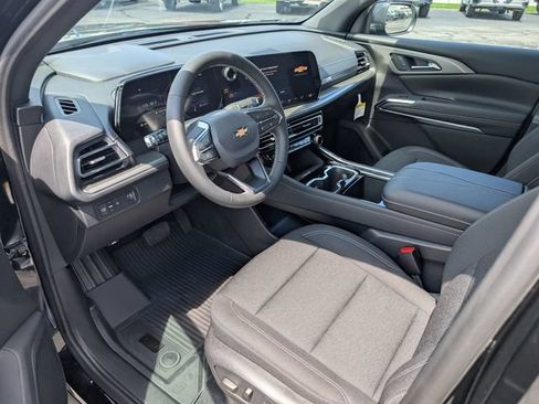New 2027 Chevrolet Traverse LT w/ Driver Confidence Package FWD image 12