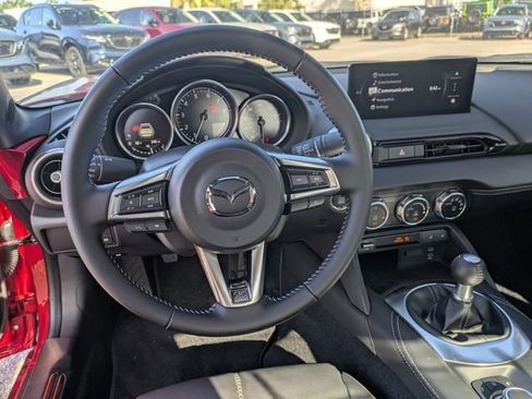 New 2026 MAZDA MX-5 Miata RF Grand Touring RWD image 28