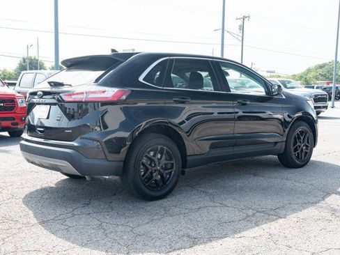 Used 2024 Ford Edge SEL AWD/4WD image 5