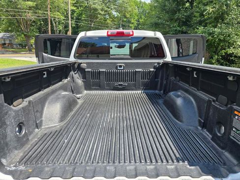 Used 2017 Chevrolet Colorado LT w/ LT Convenience Package image 27