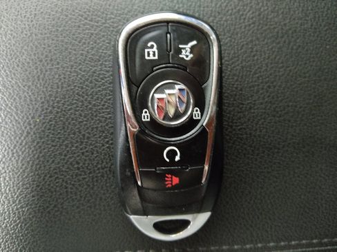 Used 2021 Buick Encore GX Select w/ Sport Touring Package image 32