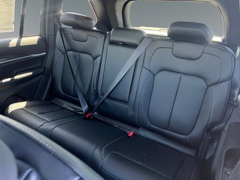 New 2026 Jeep Grand Cherokee Limited AWD/4WD image 13