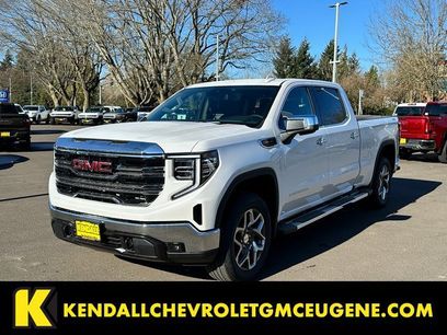 New 2025 GMC Sierra 1500 SLT w/ SLT Premium Package