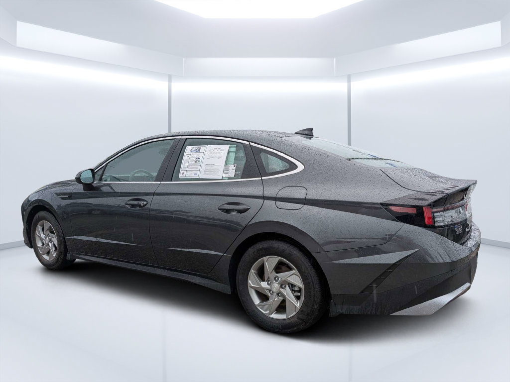 Certified 2026 Hyundai Sonata SE FWD image 6