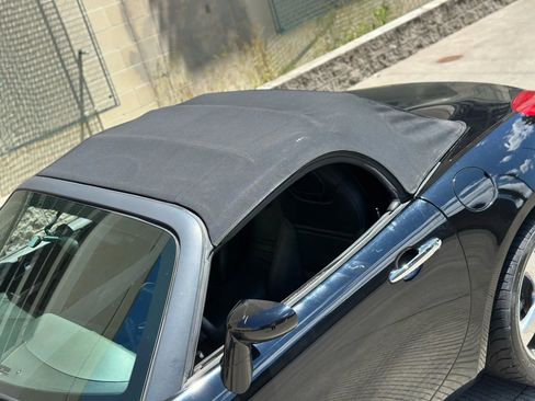 Used 2006 Pontiac Solstice Convertible w/ Premium Package image 20