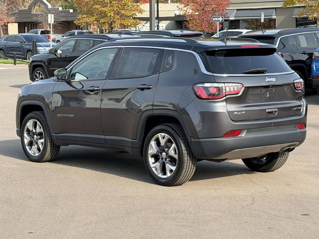 Used 2019 Jeep Compass Limited AWD/4WD image 4