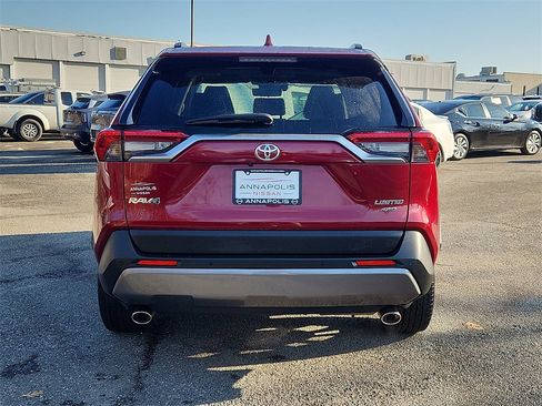 Used 2021 Toyota RAV4 Limited image 5