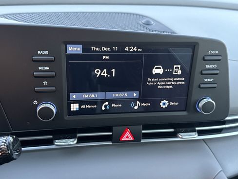 New 2026 Hyundai Elantra SE image 18