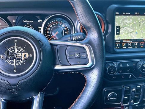 Used 2023 Jeep Gladiator Mojave w/ LED Lighting Group AWD/4WD image 25